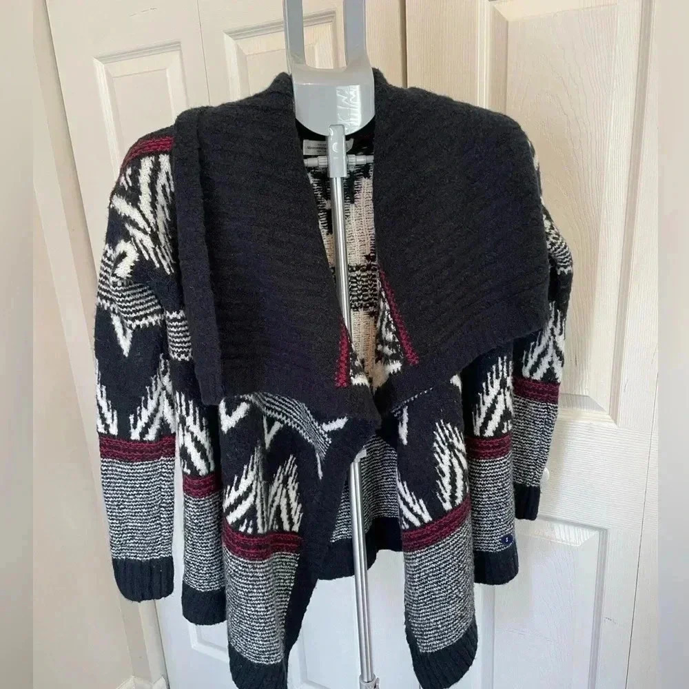 Abercrombie & Fitch Cardigan Womens Small Black‎ Southwestern Open Front Sweater